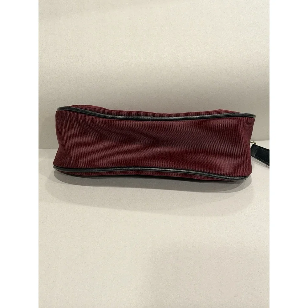 Victoria's Secret Small Maroon/Gold Travel Makeup Bag Case Cosmetic Bag  8